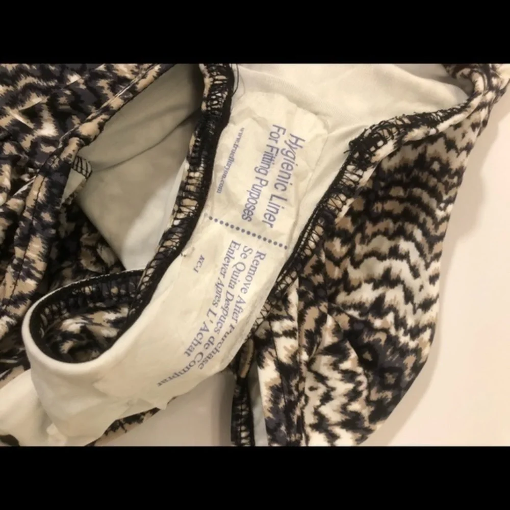 Badgley mischka NWT size 8 swimsuit